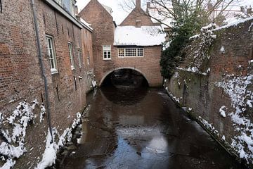 Uilenburg in 's-Hertogenbosch in de sneeuw van Marjo van Balen