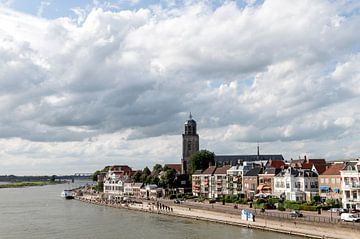 Deventer van Richard Wareham