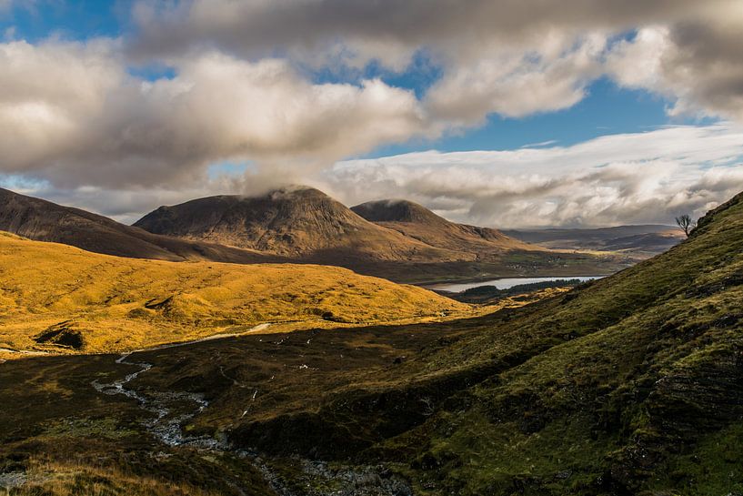 Bla Bheinn (Blaven) hiking trail, with Cuillin Hills in the background by Paul van Putten