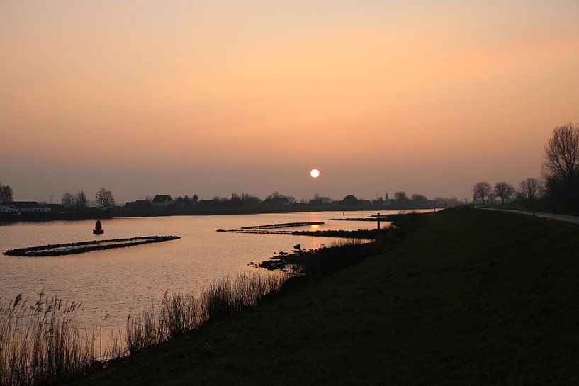 zonsopkomst boven de Hollandsche IJssel von André Muller