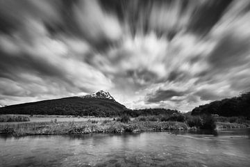 Lago del Roca in zwart wit