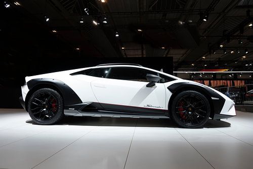 Lamborghini Huracán Sterrato offroad sportwagen
