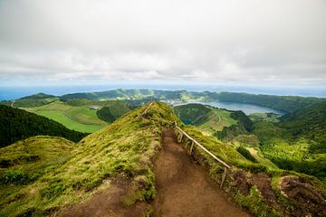 Vue de Boca do Inferno, São Miguel, Açores, Portugal sur Ellis Peeters