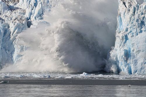 Le glacier Columbia dans le détroit du Prince William, dans les montagnes Chugach de l'ouest de l'Al