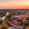 Drone panorama van de zonsopkomst bij Elsloo in Zuid-Limburg van John Kreukniet