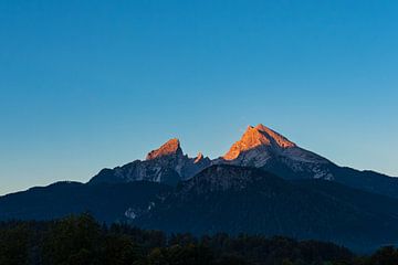 Alpengloed op de Watzmannberg in het Berchtesgadener Land van Rico Ködder