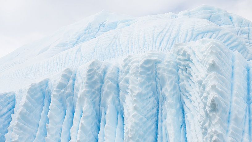 Nature art in Antarctica by Koen Hoekemeijer
