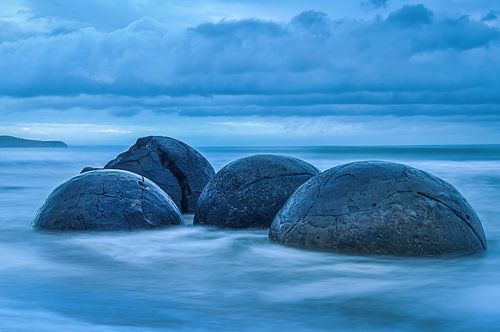 Moeraki boulders