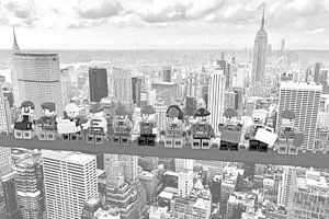 Lunch atop a skyscraper Lego edition - New York