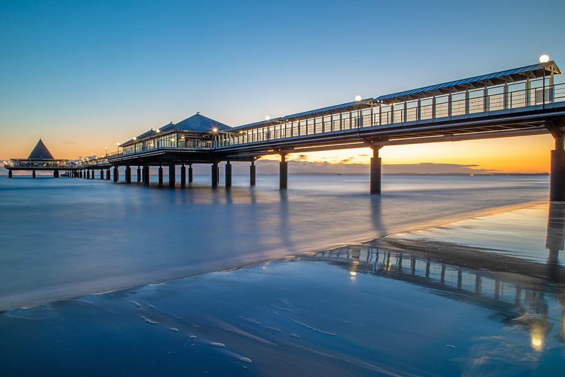 Baltic Sea - Heringsdorf pier (Usedom) at sunrise by t.ART