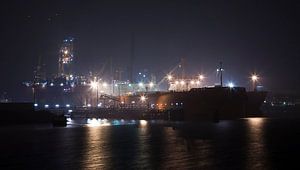 L'industrie dans le port noir