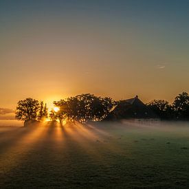 Ochtendgloren op 't landschap   by Sparkle King