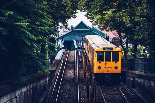 Berlin Subway / Eberswalder Strasse Station by Alexander Voss