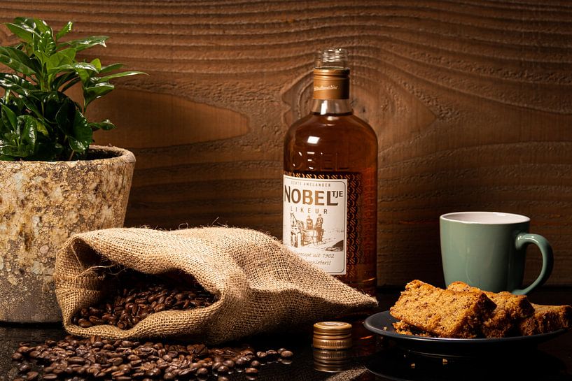 Momentje met koffie en Nobeltje likeur van Beeldwoord