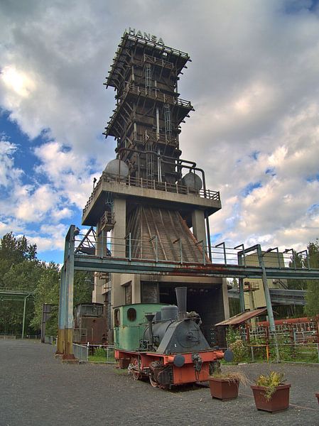 Rangeerlocomotief met cokestoren van Edgar Schermaul