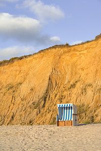 Strandkorb am Roten Kliff auf Sylt von Michael Valjak
