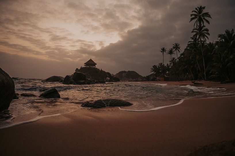 Magie van de ochtend in Tayrona National Park van Thirza Wijnja