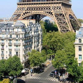 Tour Eiffel vue de balconne sur Michaelangelo Pix