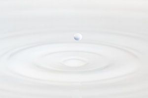 Minimalisme de la chute blanc