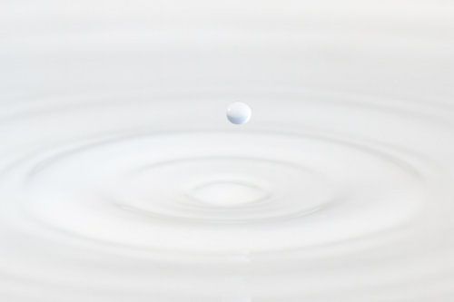 Druppel wit minimalisme