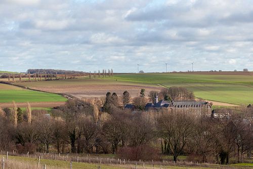 Klooster Wittem met de Eyser heuvelrug