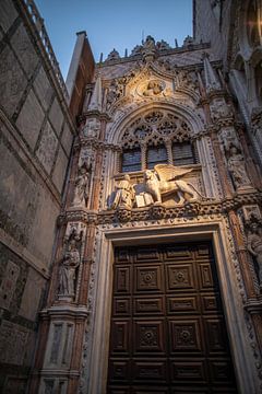 Dogenpaleis in Venetië - Porta della Carta