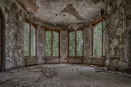 Fenêtres ouvertes (urbex)