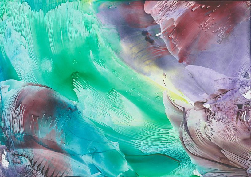 Peinture abstraite encaustique avec peinture à la cire : vagues en rouge, violet, vert, bleu par Heike Rau