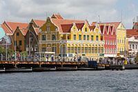 pontjesbrug penha haven curacao