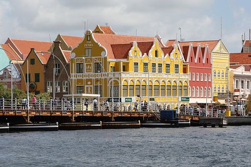 pontjesbrug penha haven curacao