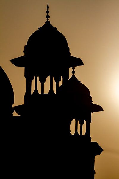 De Taj Mahal in India van Roland Brack