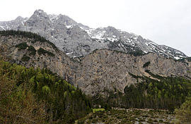 Out and about in the Karwendel – Summit Views I by Helmut Martin - The Art of Stone - Steinkunst & Photographie