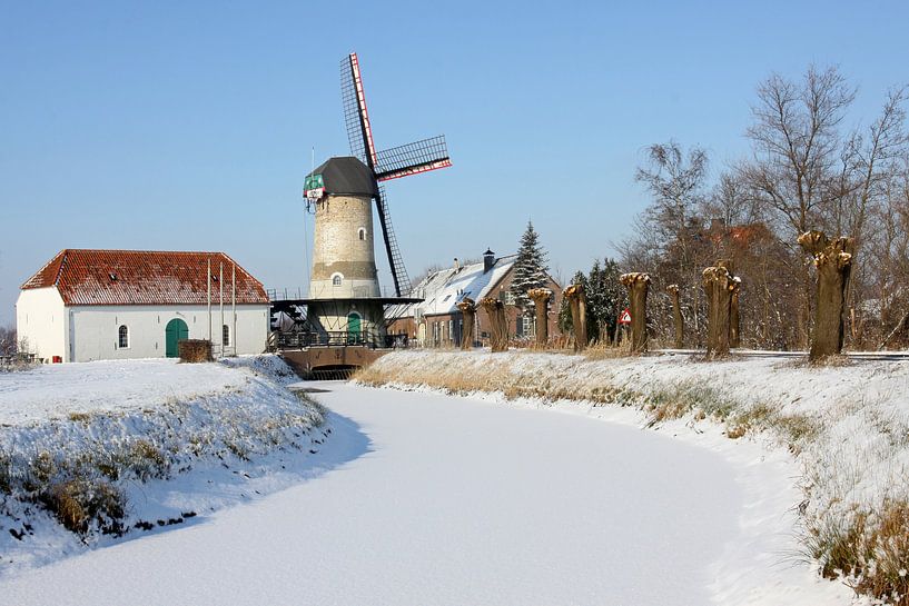 Kilsdonk-Mühle im Schnee von Antwan Janssen