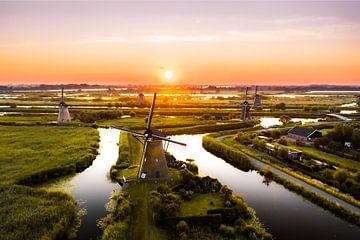 Landschap  met molens van Lonneke Tubbing