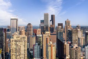 Blick über die Wolkenkratzer von Seattle Downtown