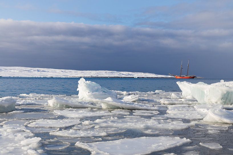 IJsschotsen op Spitsbergen van Marieke Funke