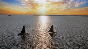 Skûtsjes in evening light by Eye on You