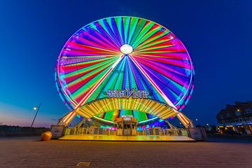 Kleurrijke Reuzenrad in Noordwijk van Yanuschka Fotografie | Noordwijk