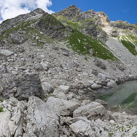 Koblatsee – Ein Juwel in Stein und Stille von Walter G. Allgöwer