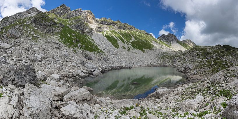 Koblatsee - A jewel in stone and silence by Walter G. Allgöwer