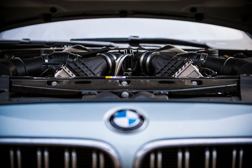 Porsche Panamera BMW M6