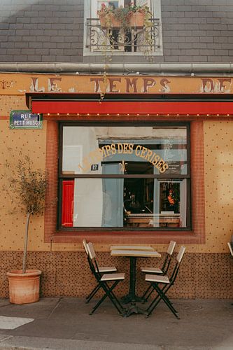 Les temps des Cerises - Atmospheric eatery in Paris