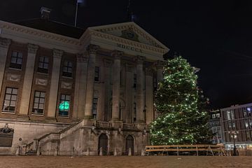 Arbre de Noël sur la Grand-Place de Groningue sur Vincent Alkema