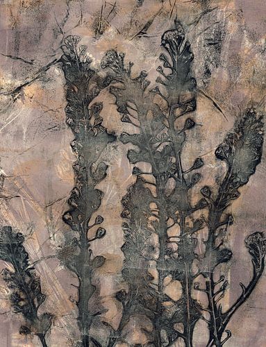 Botanische kunst in wabi-sabi-stijl. Aardse kleuren.