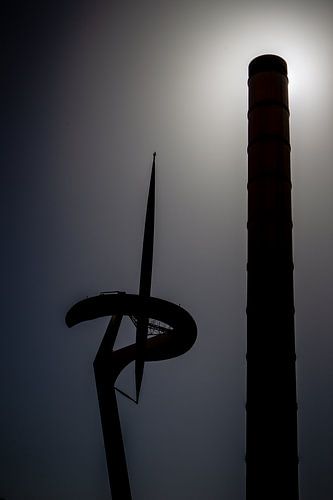 Anella en toren met tegenlicht in Barcelona