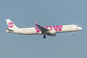 WOW Air Airbus A321-200.