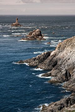 Pointe du Raz, Brittany by Jeroen Mikkers