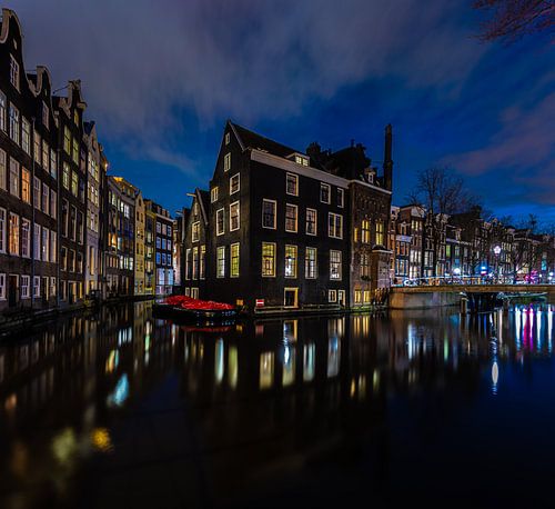 Amsterdam corner house @ night