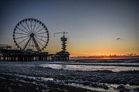 De pier in Scheveningen van Michelle van den Boom thumbnail