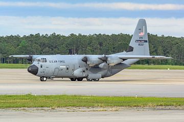 U.S. Air Force Reserve’s Swing-Role C-130J Hurricane Hunters.